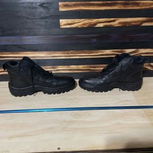 MENS WALKING BOOTS